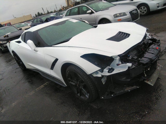 2019 Chevrolet Corvette, VIN: 1G1YG2D7XK5124728