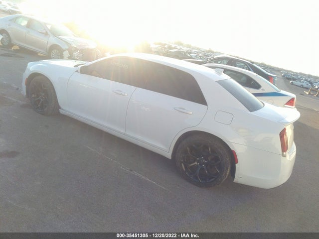 Chrysler 300 2019 аукцион фото