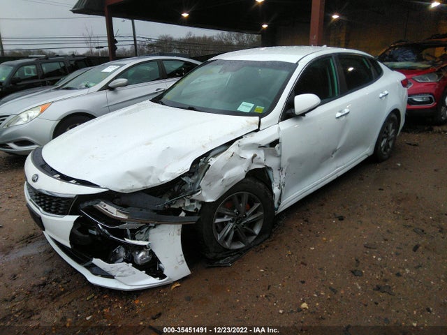 2020 Kia Optima, VIN: 5XXGT4L3XLG439227