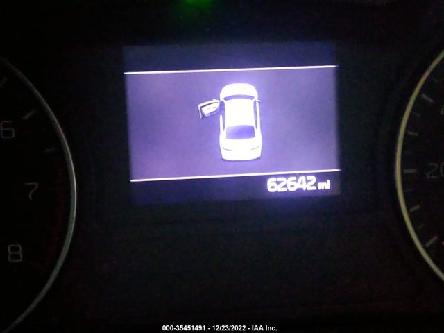 2020 Kia Optima, VIN: 5XXGT4L3XLG439227