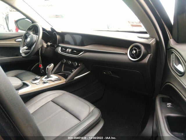 ZASPAKBN1M7D19234 Alfa Romeo STELVIO TI