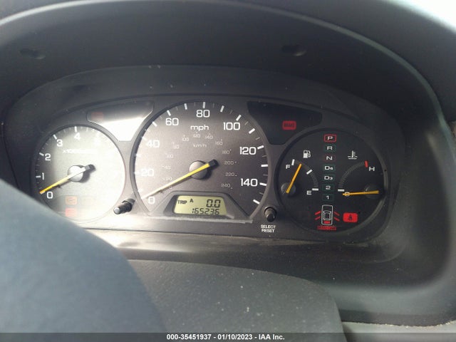 2002 HONDA ACCORD SDN EX W/LEATHER VIN: 1HGCG16562A070392