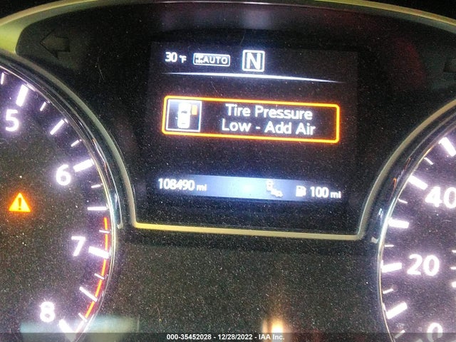 2017 NISSAN PATHFINDER SV VIN: 5N1DR2MMXHC652811