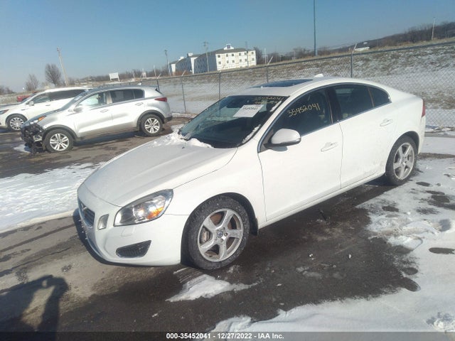 Volvo S60 T5 2012 YV1622FS3C2119947 Image 2