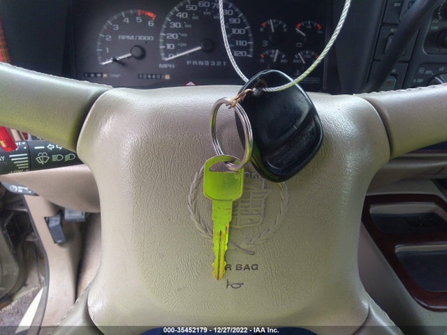 Cadillac Escalade 1999 1GYEK13R5XR418943 Image 3