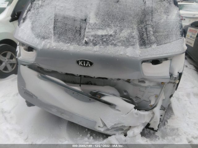 KNDMB5C17G6142219 KIA SEDONA LX