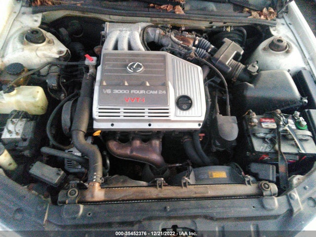 JT8BF28GXX0192797 Lexus ES 300 LUXURY SPORT SDN
