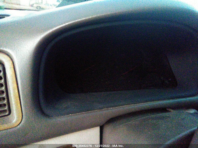 JT8BF28GXX0192797 Lexus ES 300 LUXURY SPORT SDN