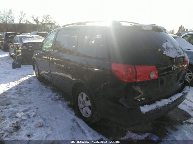 2010 TOYOTA SIENNA XLE VIN: 5TDYK4CC1AS311185