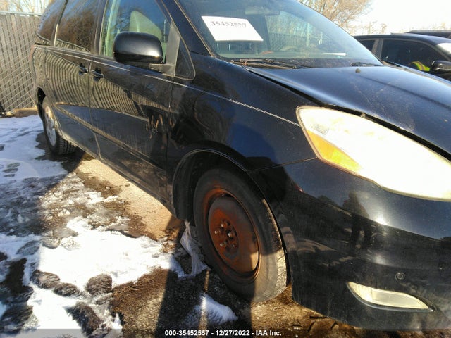 2010 TOYOTA SIENNA XLE VIN: 5TDYK4CC1AS311185