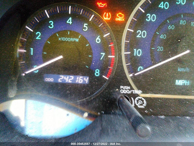 2010 TOYOTA SIENNA XLE VIN: 5TDYK4CC1AS311185