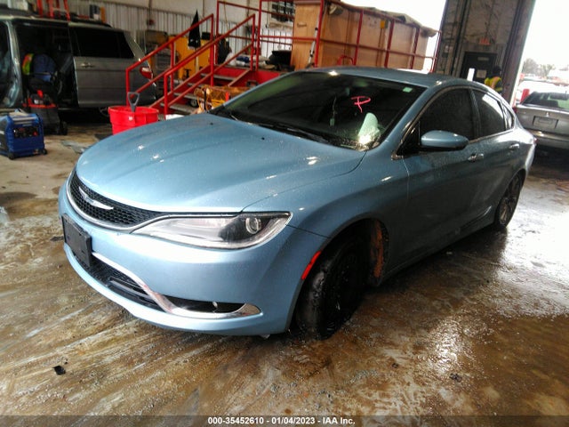 Chrysler 200 C 2015 1C3CCCCB7FN629211 Image 2