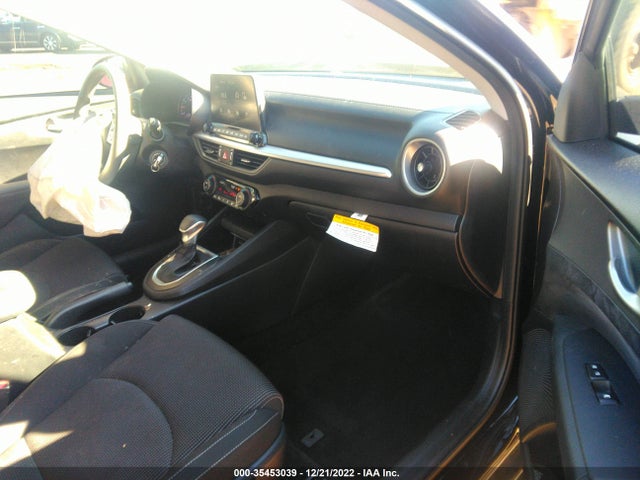 2019 Kia Forte, VIN: 3KPF24AD8KE082051