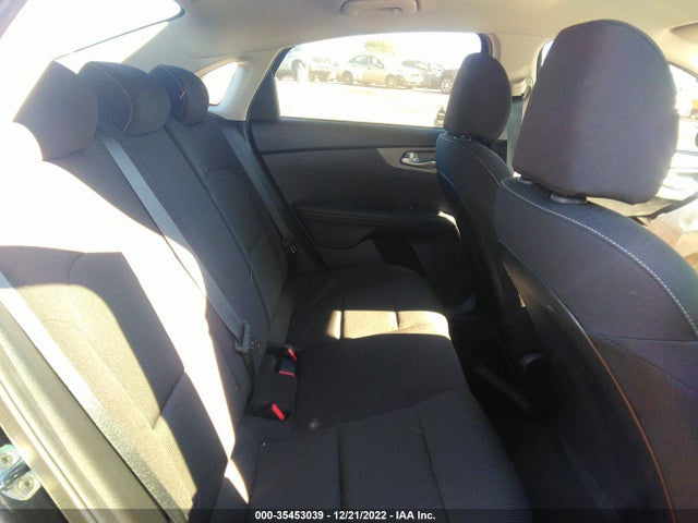2019 Kia Forte, VIN: 3KPF24AD8KE082051