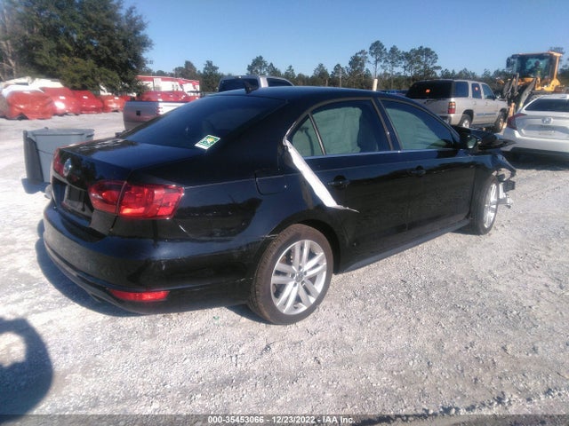 Volkswagen GLI 2013 3VW467AJ3DM264197 Image 4