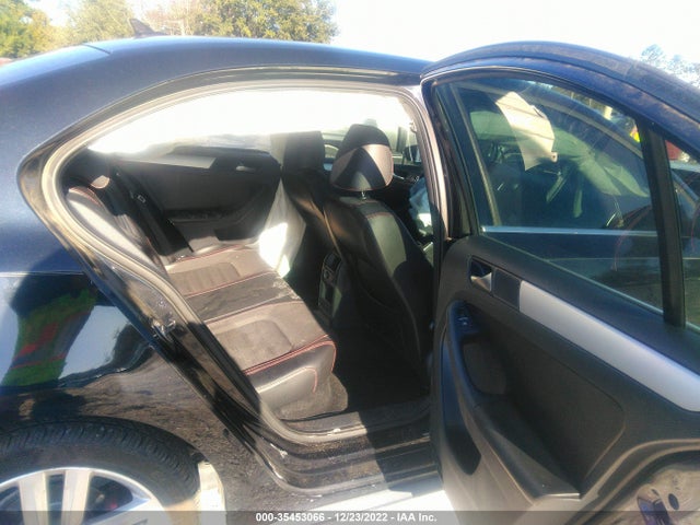 Volkswagen GLI 2013 3VW467AJ3DM264197 Image 8