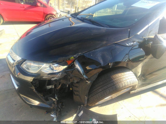 2018 Chevrolet Volt, VIN: 1G1RC6S50JU127828