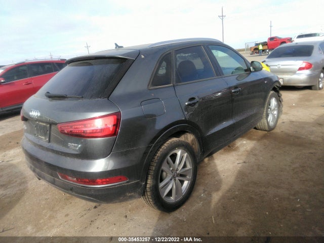 WA1ECCFS2JR030650 Audi Q3 Premium/sport Premium