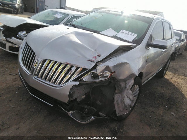 Lincoln MKX 2013 2LMDJ6JK8DBL48957 Image 2