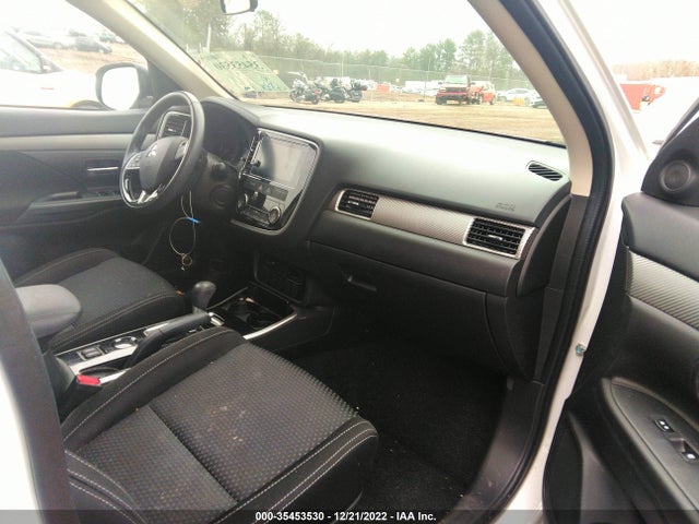 JA4AD3A39HZ067314 Mitsubishi Outlander Se/sel
