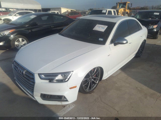 WAUC4AF42JA002570 Audi S4 Prestige
