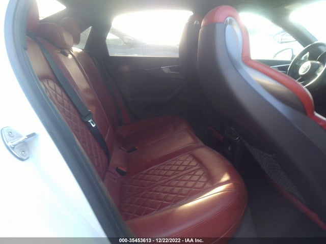 WAUC4AF42JA002570 Audi S4 Prestige