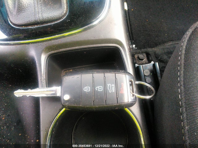 KIA FORTE S 2018 3KPFL4A72JE282543 Image 11