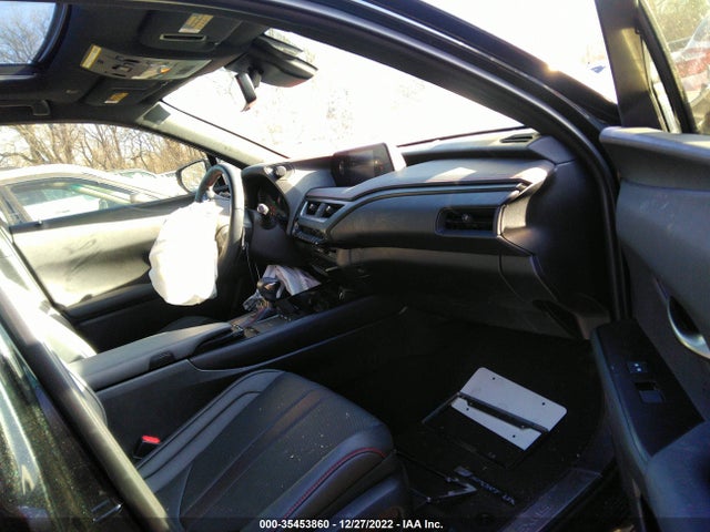 2021 Lexus UX, VIN: JTHR9JBH0M2052470