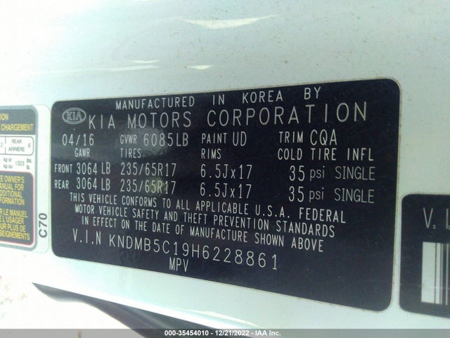 2017 KIA SEDONA LX VIN: KNDMB5C19H6228861