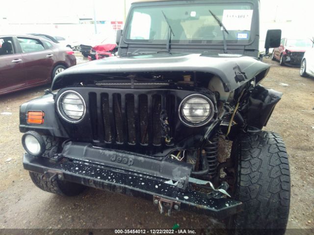 1J4FA59S8YP773272 Jeep Wrangler Sahara