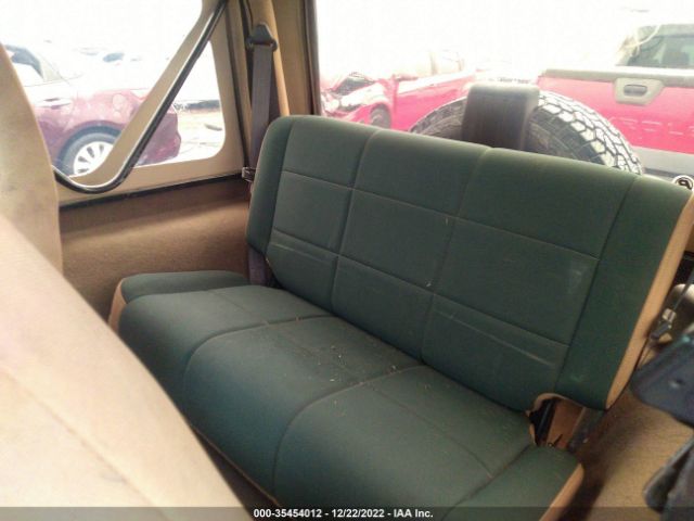 1J4FA59S8YP773272 Jeep Wrangler Sahara