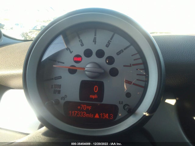2007 MINI COOPER HARDTOP VIN: WMWMF33517TU62288
