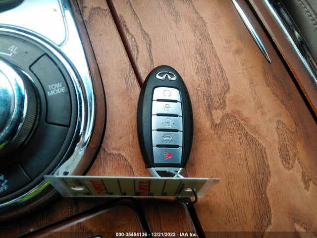 2017 Infiniti QX80, VIN: JN8AZ2NE9H9157418
