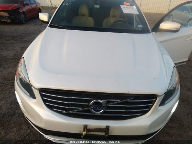 2015 Volvo XC60, VIN: YV4902RK2F2727724
