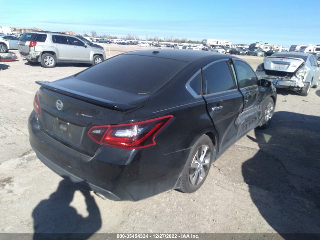 Nissan Altima 2018 1N4AL3AP8JC294861 Image 4