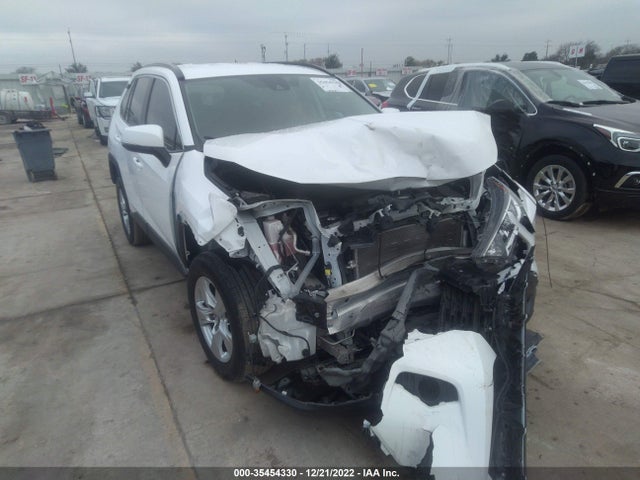 2020 TOYOTA RAV4 XLE VIN: 2T3P1RFV3LC127412