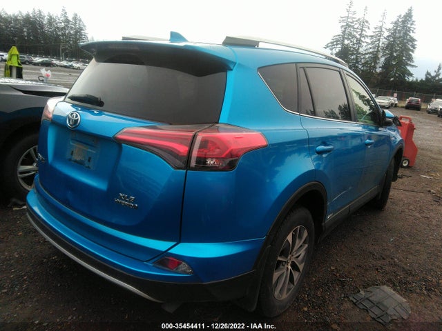 2016 Toyota RAV4, VIN: JTMRJREV5GD055866