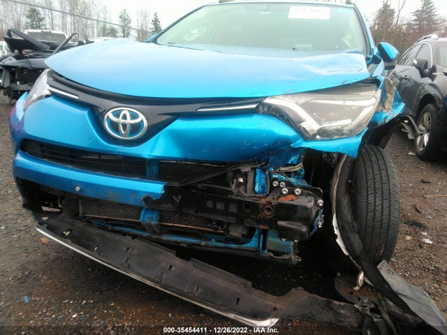 2016 Toyota RAV4, VIN: JTMRJREV5GD055866