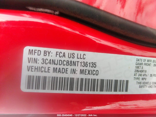 2022 Jeep Compass, VIN: 3C4NJDCB8NT136135