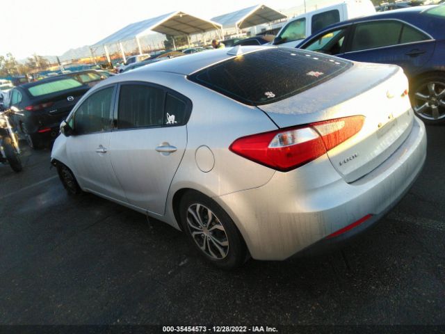 KNAFK4A64G5612615 KIA FORTE LX