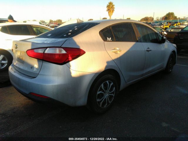 KNAFK4A64G5612615 KIA FORTE LX