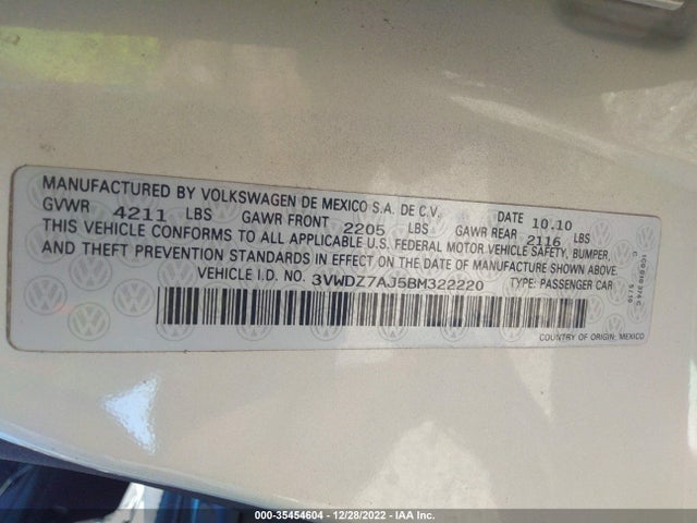 2011 VOLKSWAGEN JETTA SEDAN SE W VIN: 3VWDZ7AJ5BM322220