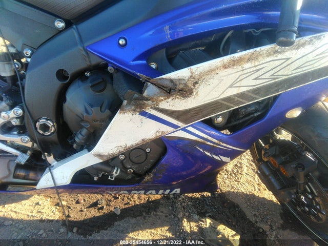 2011 YAMAHA YZFR6 C VIN: JYARJ16Y2BA004857
