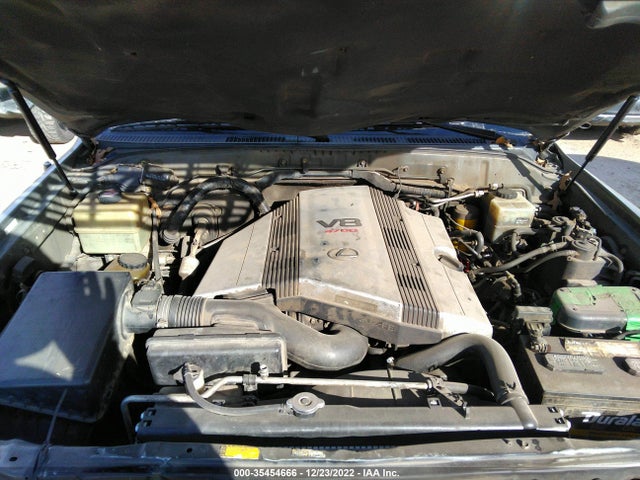 Lexus LX 470 2002 JTJHT00W123517398 Image 11