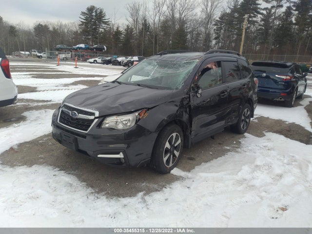JF2SJAGC7JH464712 Subaru Forester Premium
