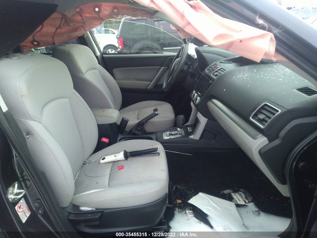 JF2SJAGC7JH464712 Subaru Forester Premium