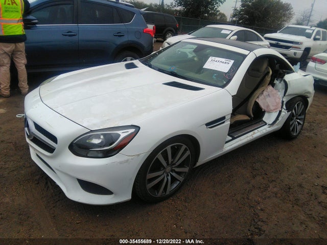 2017 Mercedes-Benz SLK-Class, VIN: WDDPK3JAXHF127340