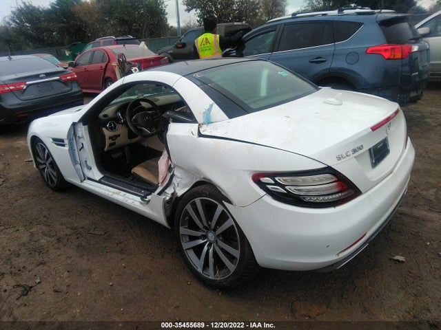 2017 Mercedes-Benz SLK-Class, VIN: WDDPK3JAXHF127340