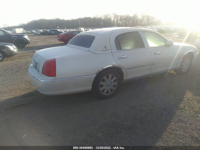 2003 LINCOLN TOWN CAR CARTIER VIN: 1LNHM83W63Y674337