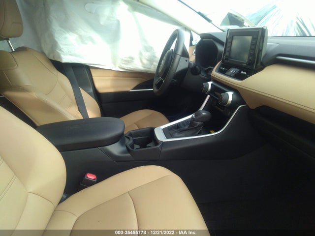 2021 Toyota RAV4, VIN: 2T3A1RFV1MW232553